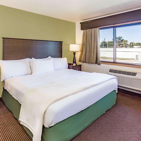 Americinn By Wyndham Hampton Exterior photo